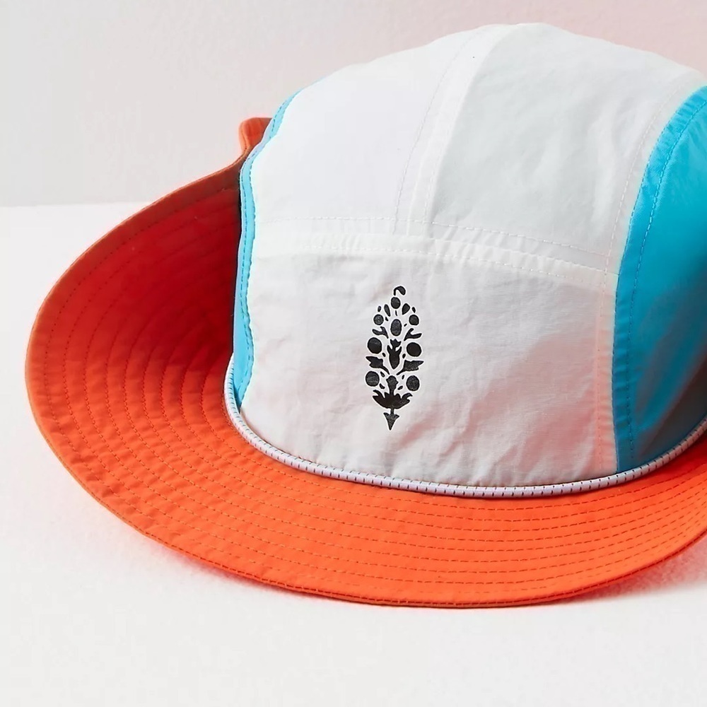 Free People Movement Summer Camp Bucket Hat NWOT - Picture 2 of 3